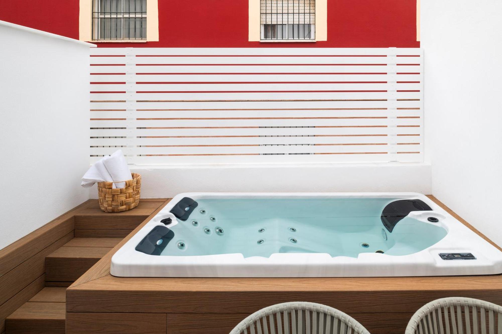 Magno Apartments Santa Clara - Private Terraces With Jacuzzi Sevilla Exterior foto